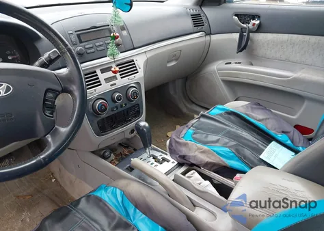 2006 Hyundai Sonata Gls V6/Lx V6 z USA, uszkodzony, nr VIN 5NPEU46F66H107790